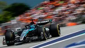 《2024F1比利时大奖赛》：速度与激情的巅峰对决，谁将问鼎斯帕赛道？